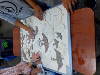 Aspent Magnet students making tiles